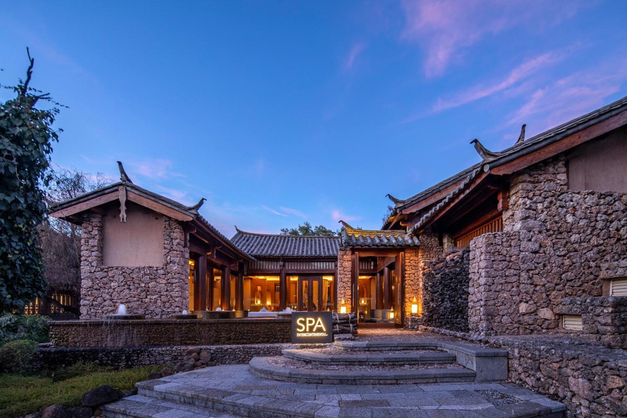 Intercontinental Lijiang Ancient Town Resort By Ihg Экстерьер фото